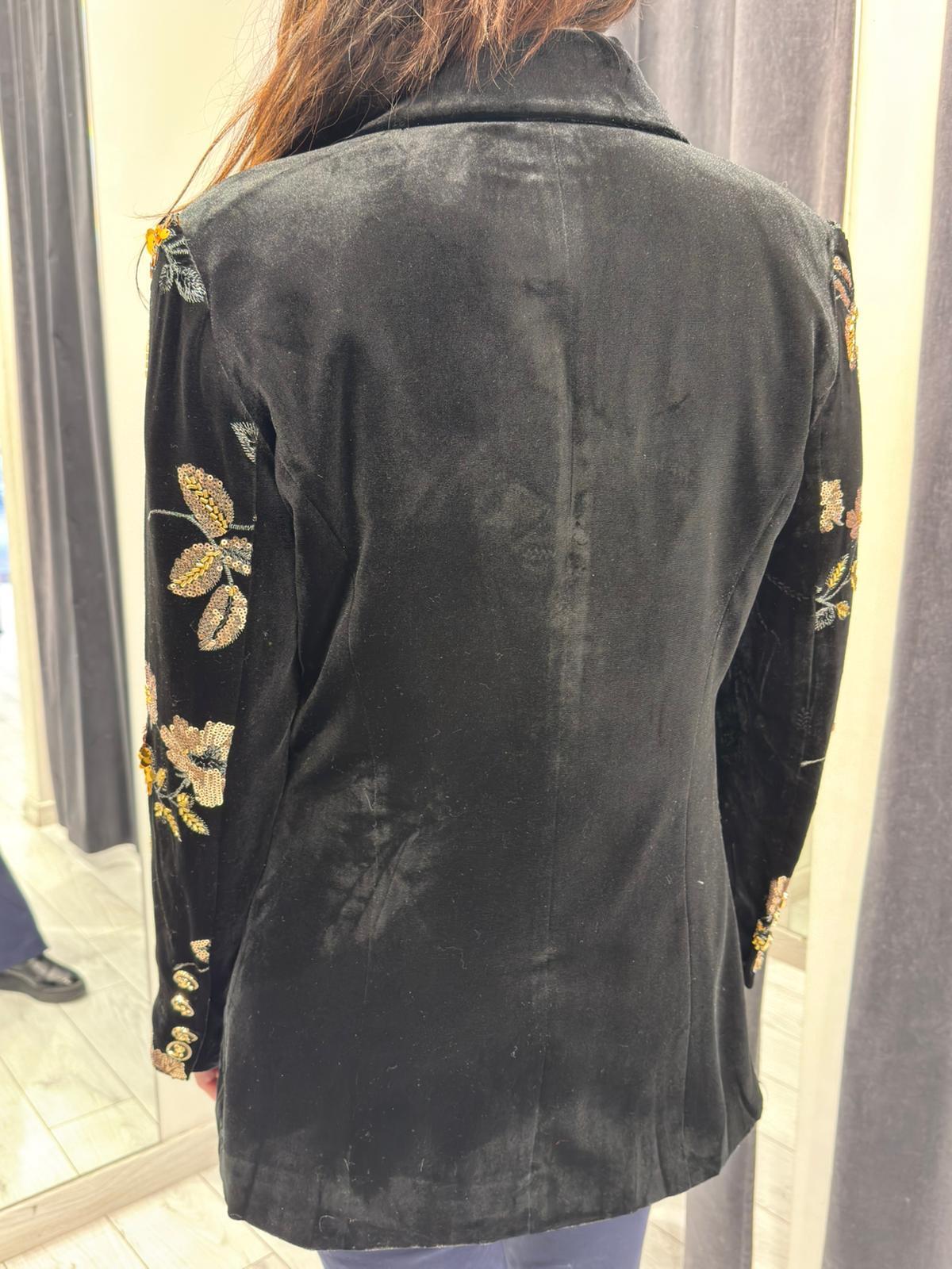Blazer in velluto nero con ricamo floreale oro 23371 NE CRISTINA GAVIOLI 