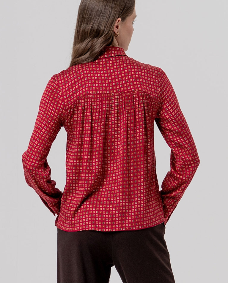 Camicia ampia con stampa tipo foulard Rosso 566SAVI124 40 SURKANA 
