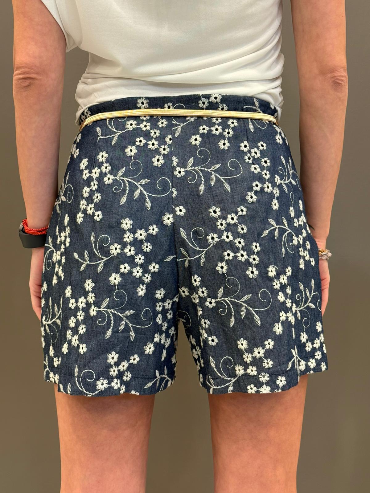 Short tela denim con ricami OMPT113 DE CRISTINA GAVIOLI 
