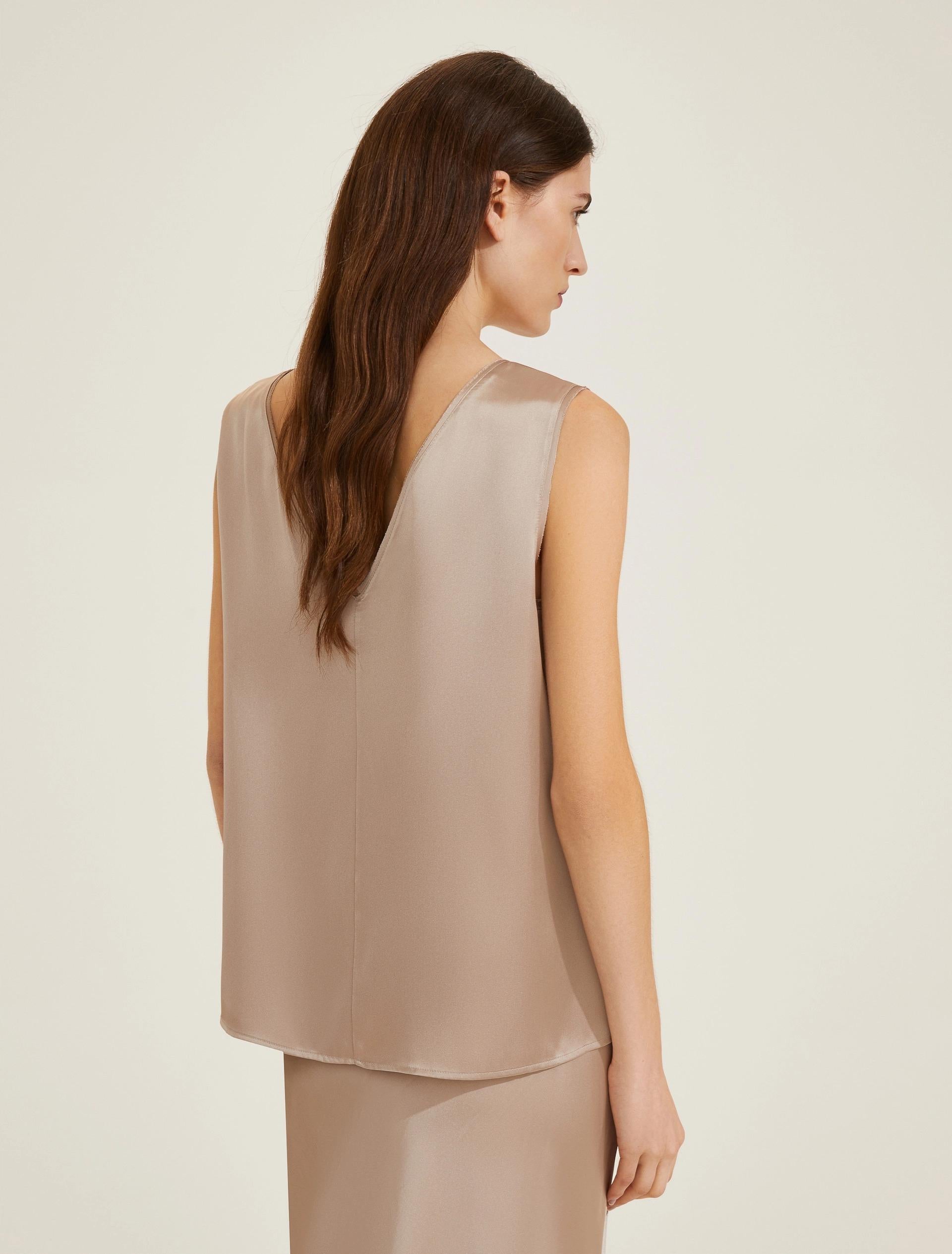 Top smanicato in raso LIEN 008 EMME MARELLA 