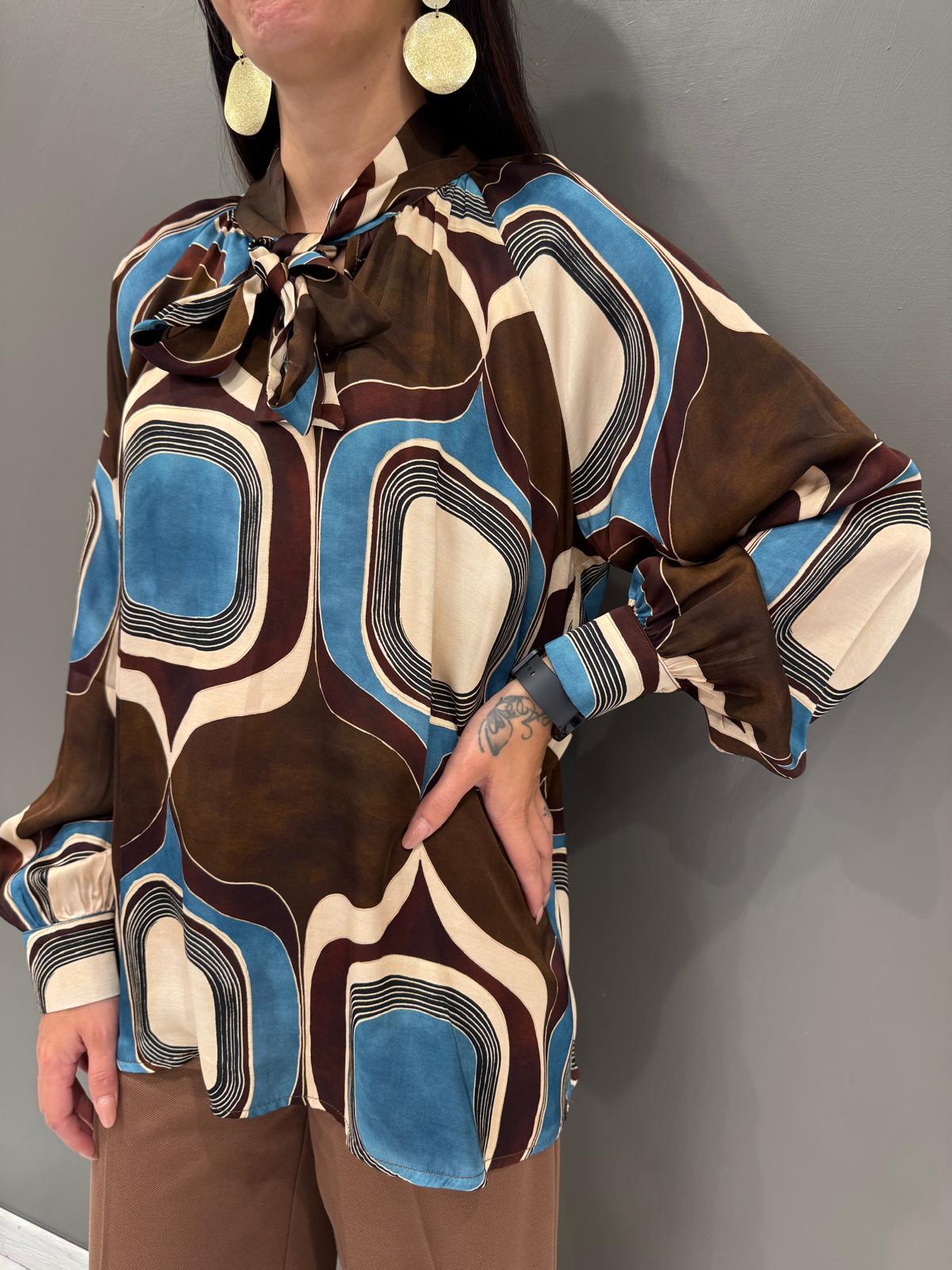 Camicia fantasia geometrica con fiocco 423209 CA CRISTINA GAVIOLI 