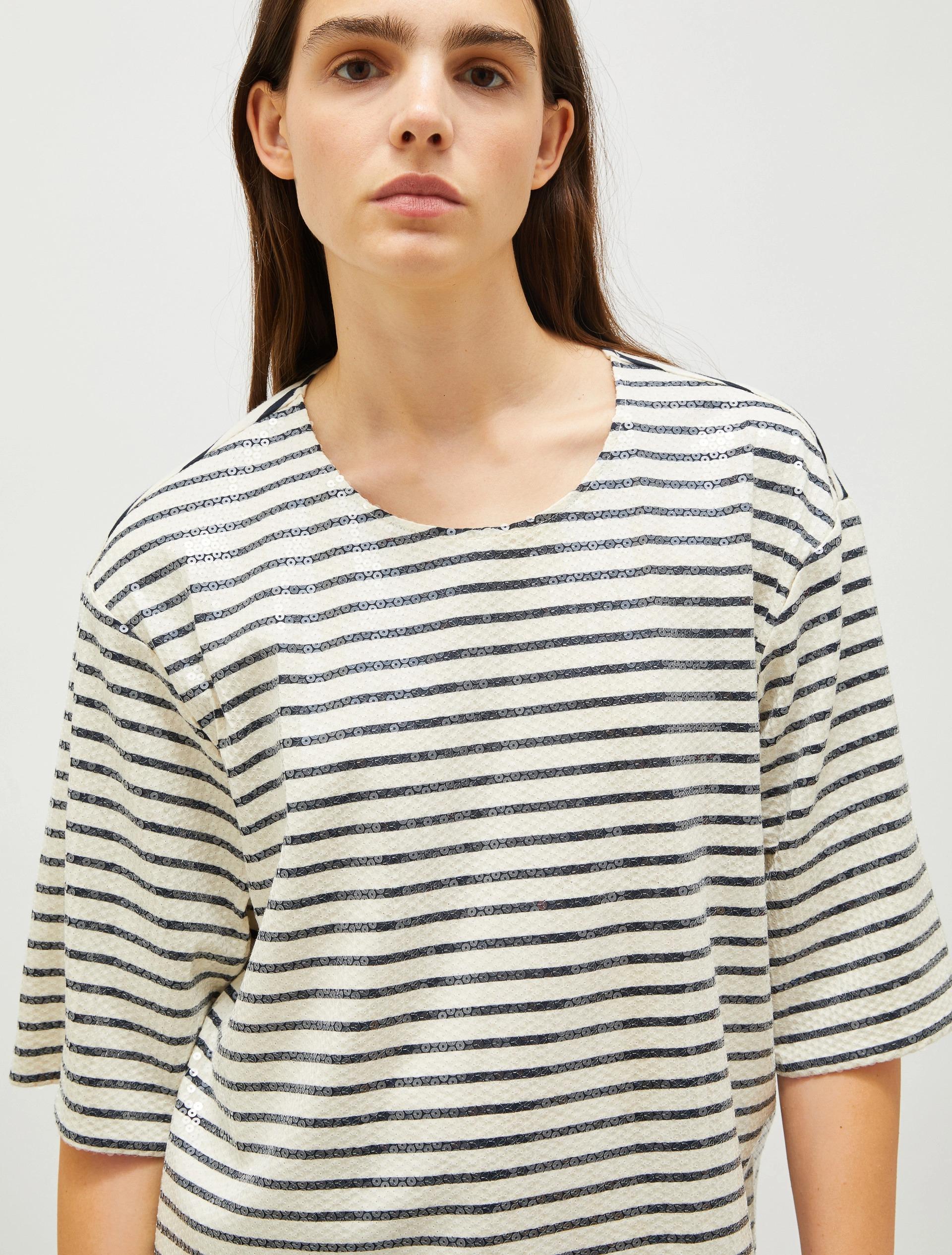 T--shirt rigata con ricamo