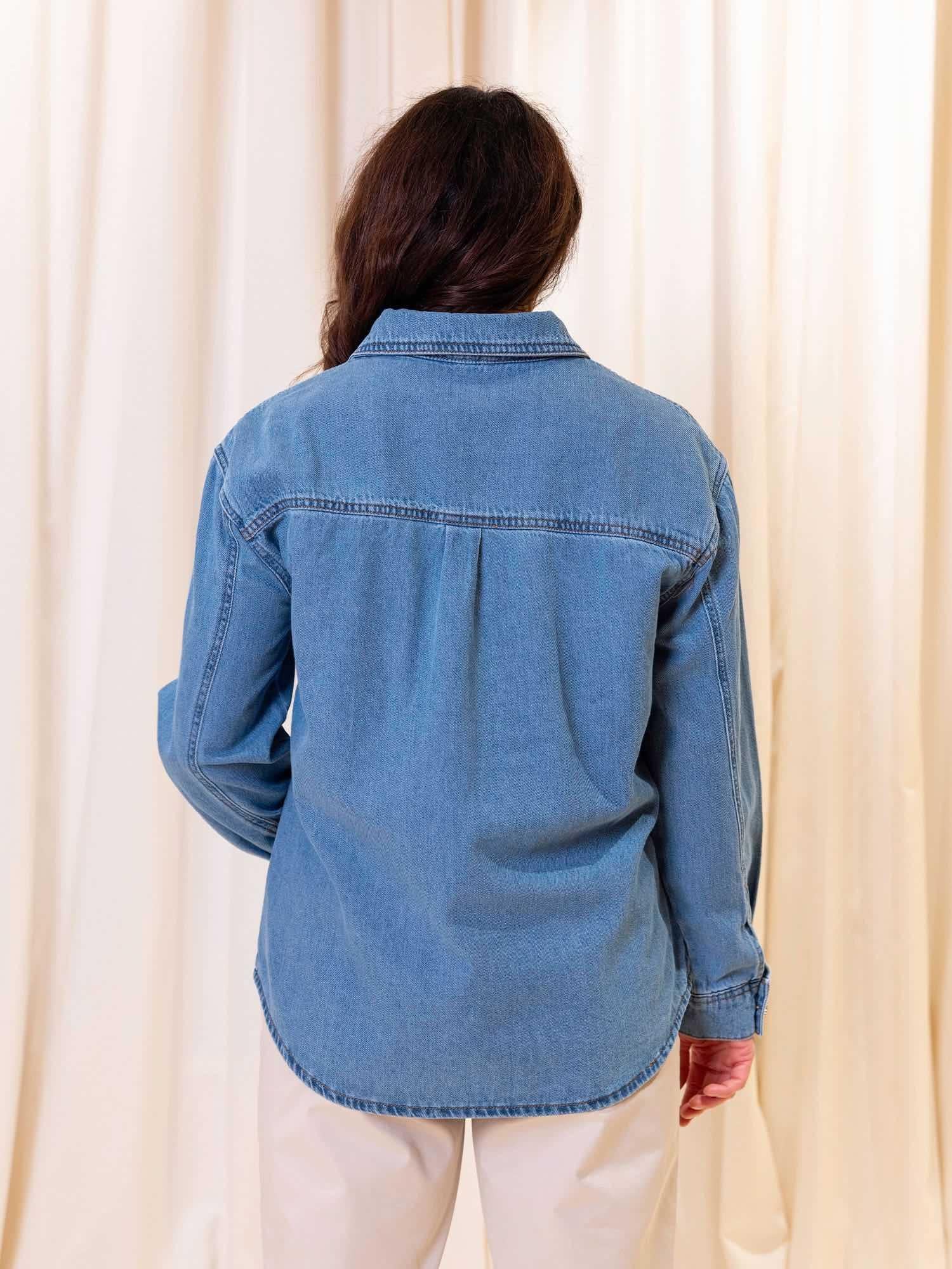 Camicia denim con bottone gioiello 20816157 200461 B YOUNG 
