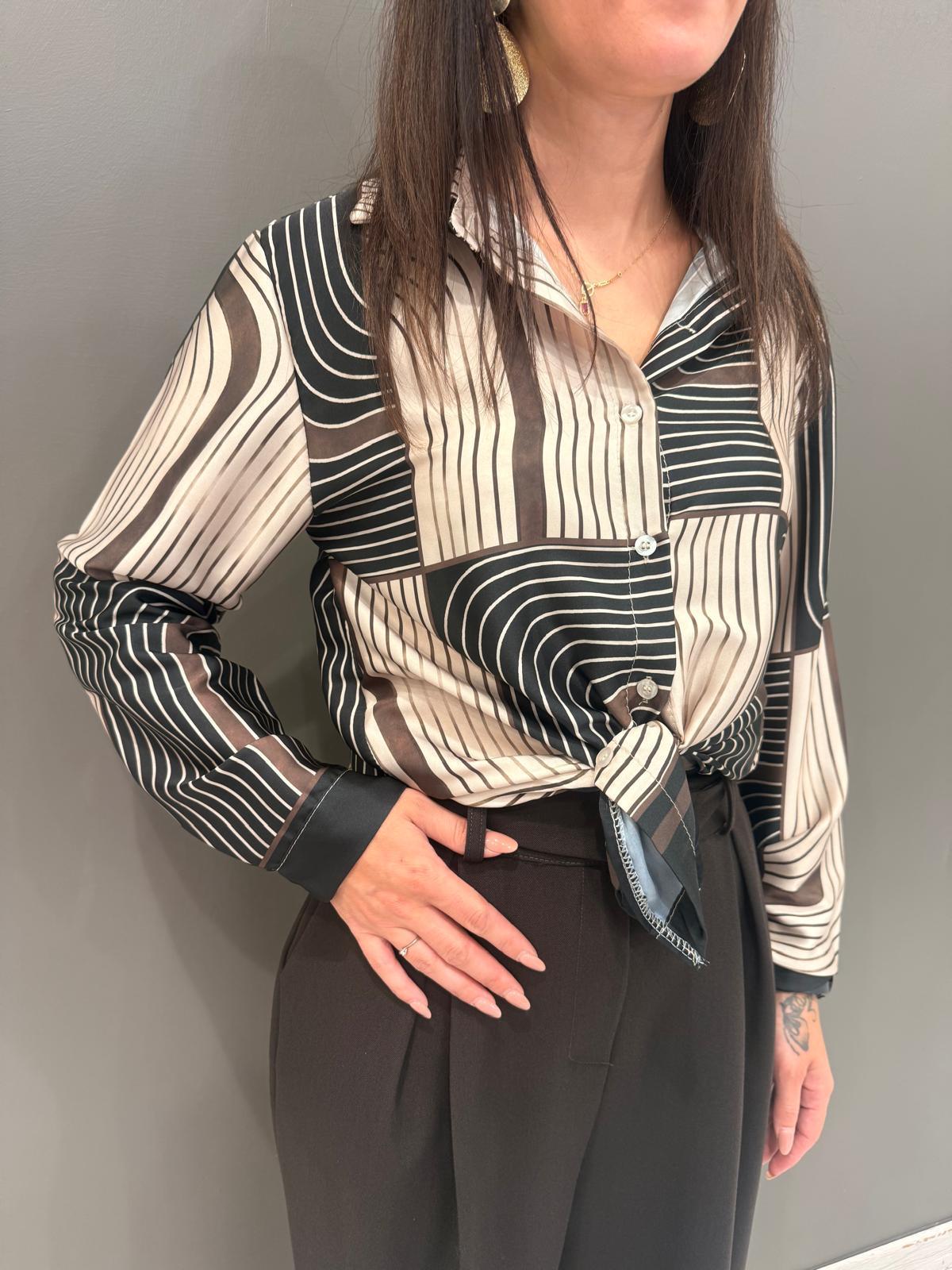 Camicia fantasia geometrica bianco  nero e beige 3957FR31 NEBU REBECCA 