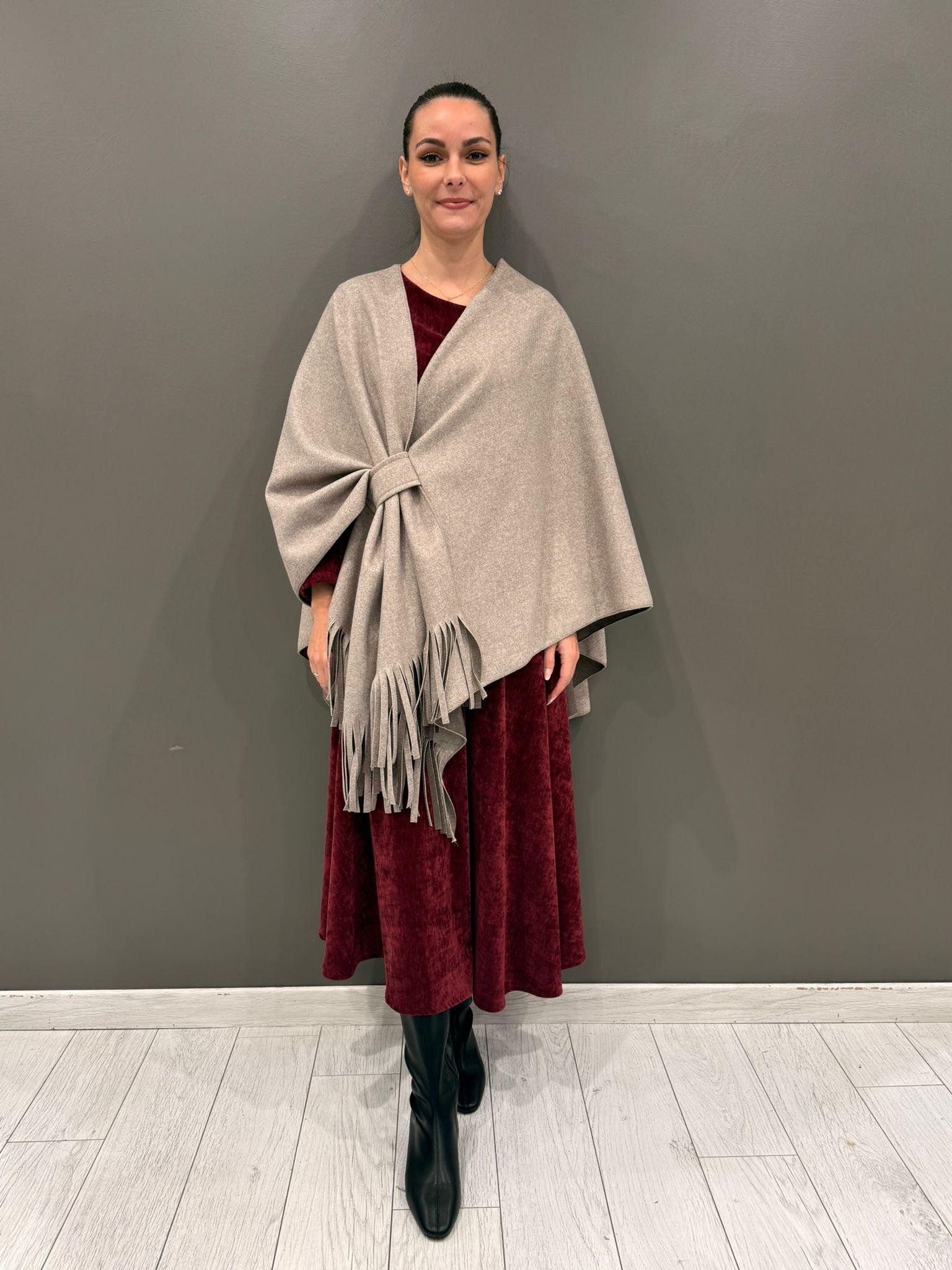 mantella  con frange L5519 BE REBECCA 