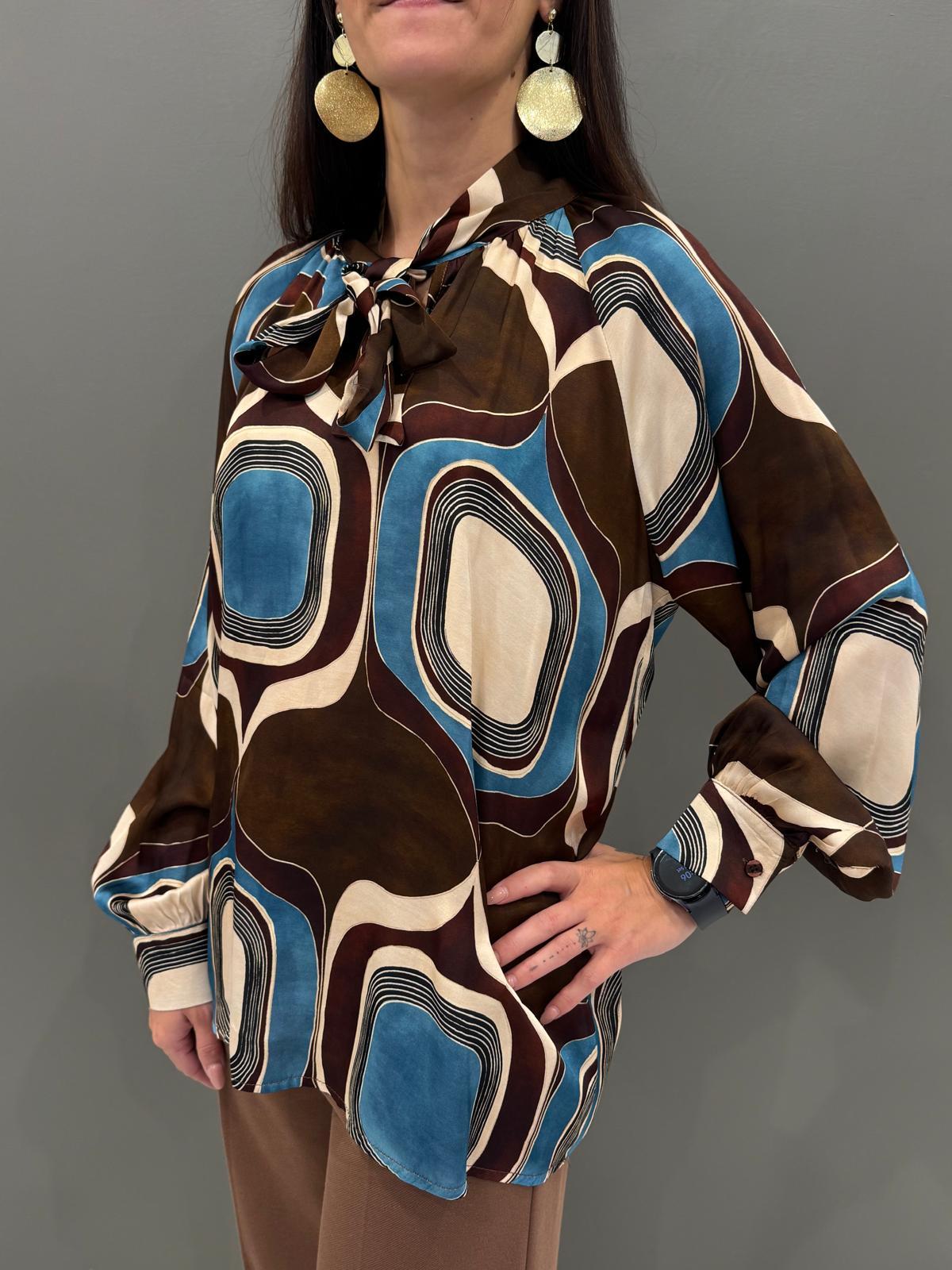 Camicia fantasia geometrica con fiocco 423209 CA CRISTINA GAVIOLI 