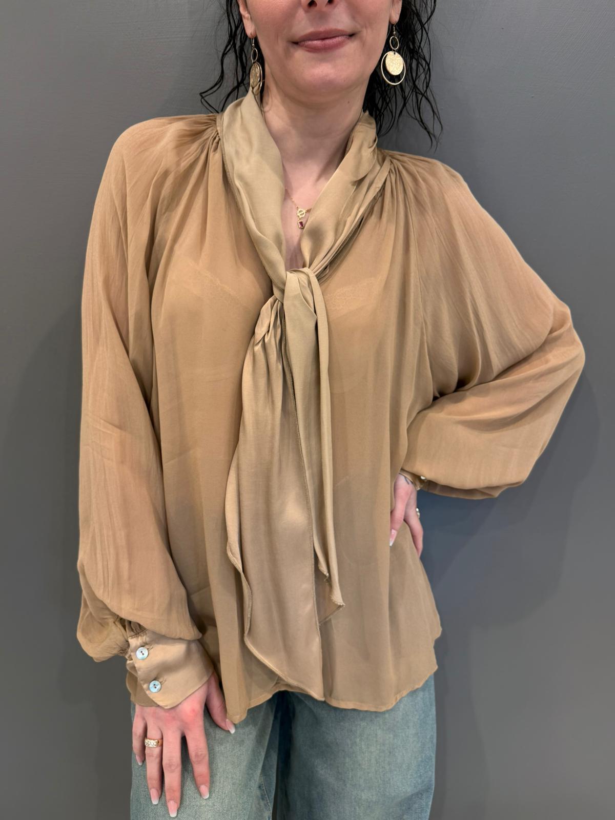 Casacca con fiocco E661B MAN CRISTINA GAVIOLI 