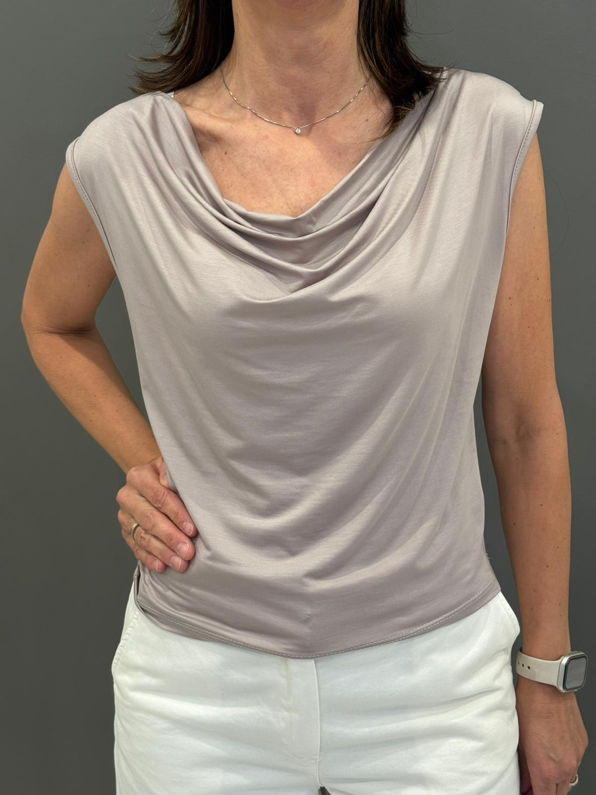 Top scollo a V linea morbida