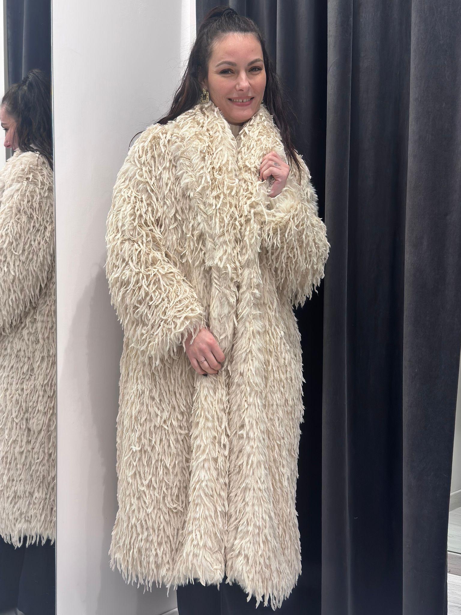 Cappotto faux fur WYH7219 BE CRISTINA GAVIOLI 