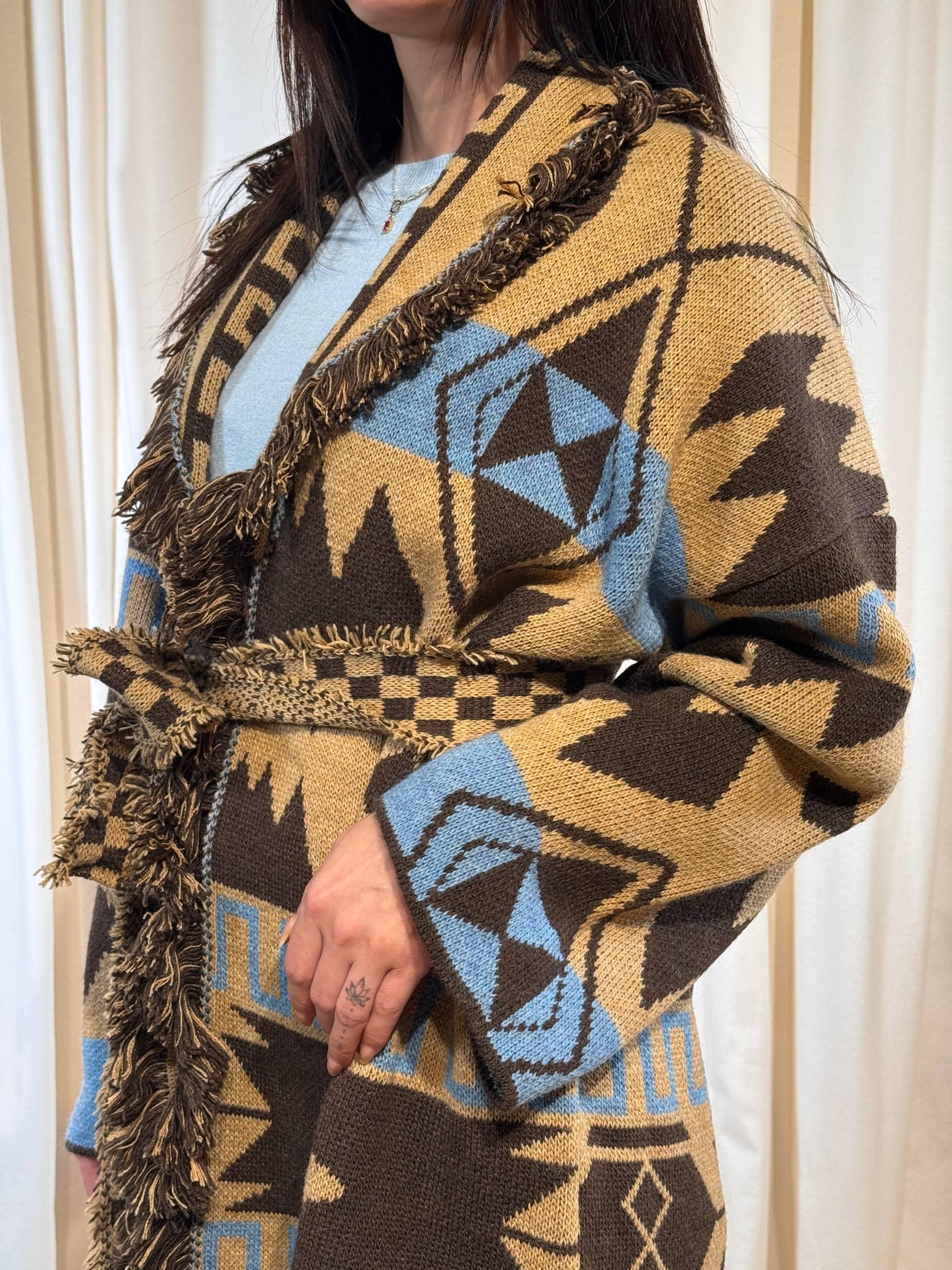 Cardigan jacquard con frange e cintura WSHMG18A400A25 4 TENSIONE IN 