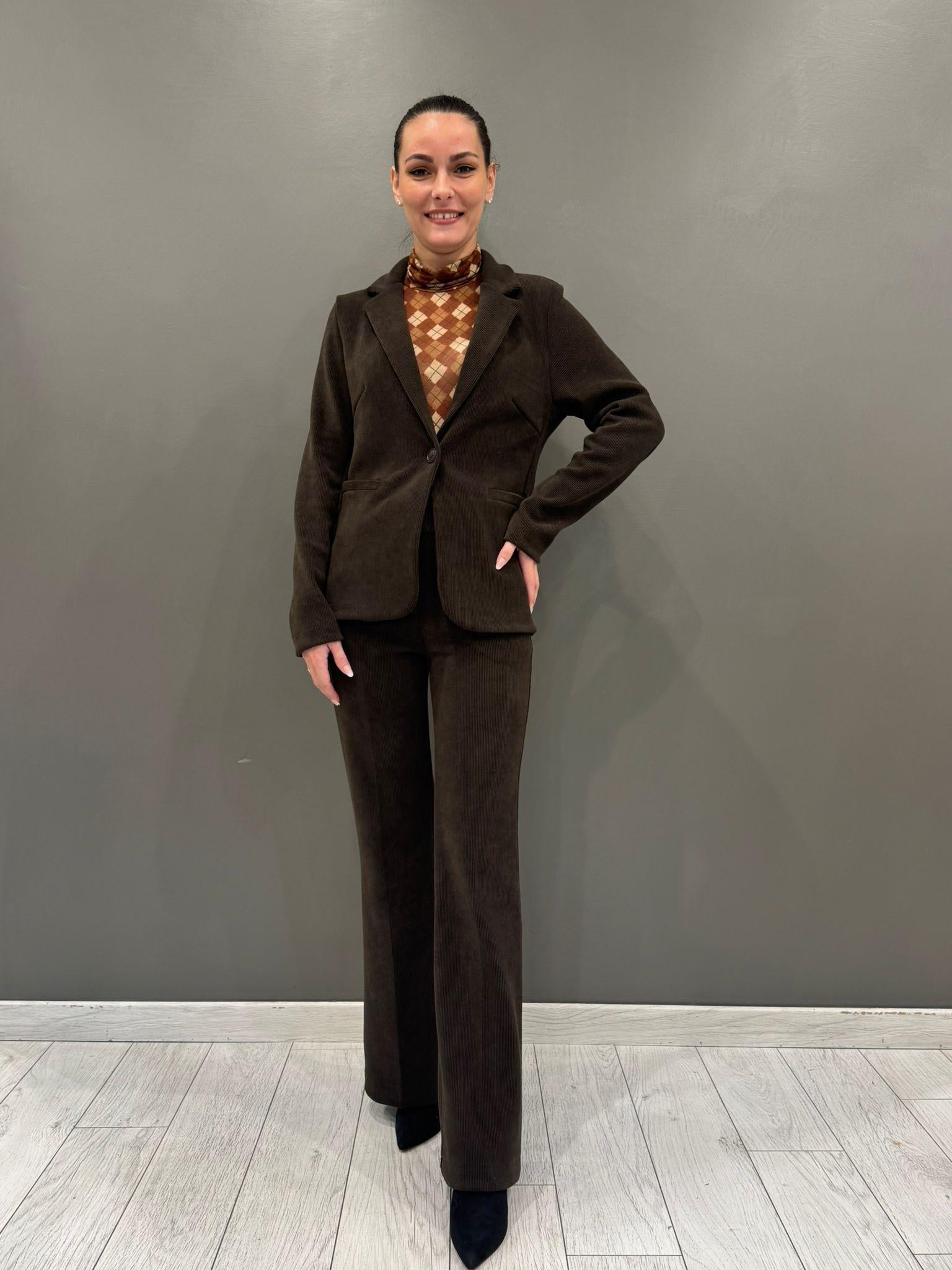 Giacca in velluto<BR/><BR/><BR/><BR/><BR/><BR/><BR/><BR/><BR/> CG25-77V MO REALI 