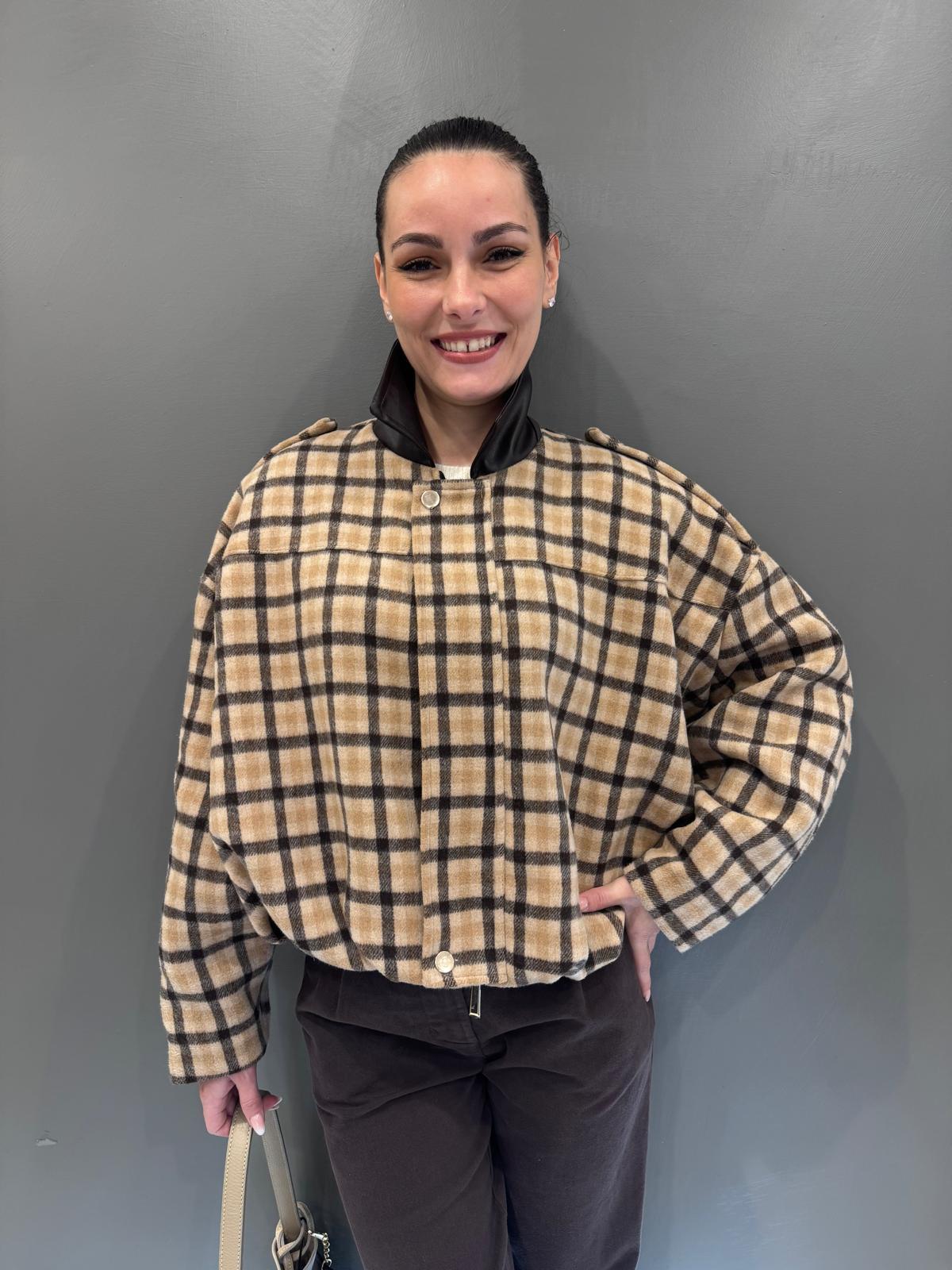 Giubbotto corto check colletto a contrasto 82025CHST BE REBECCA 