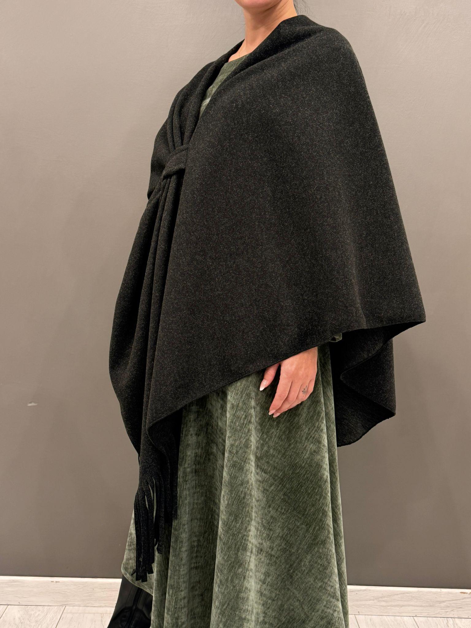 mantella  con frange L5519 GR REBECCA 