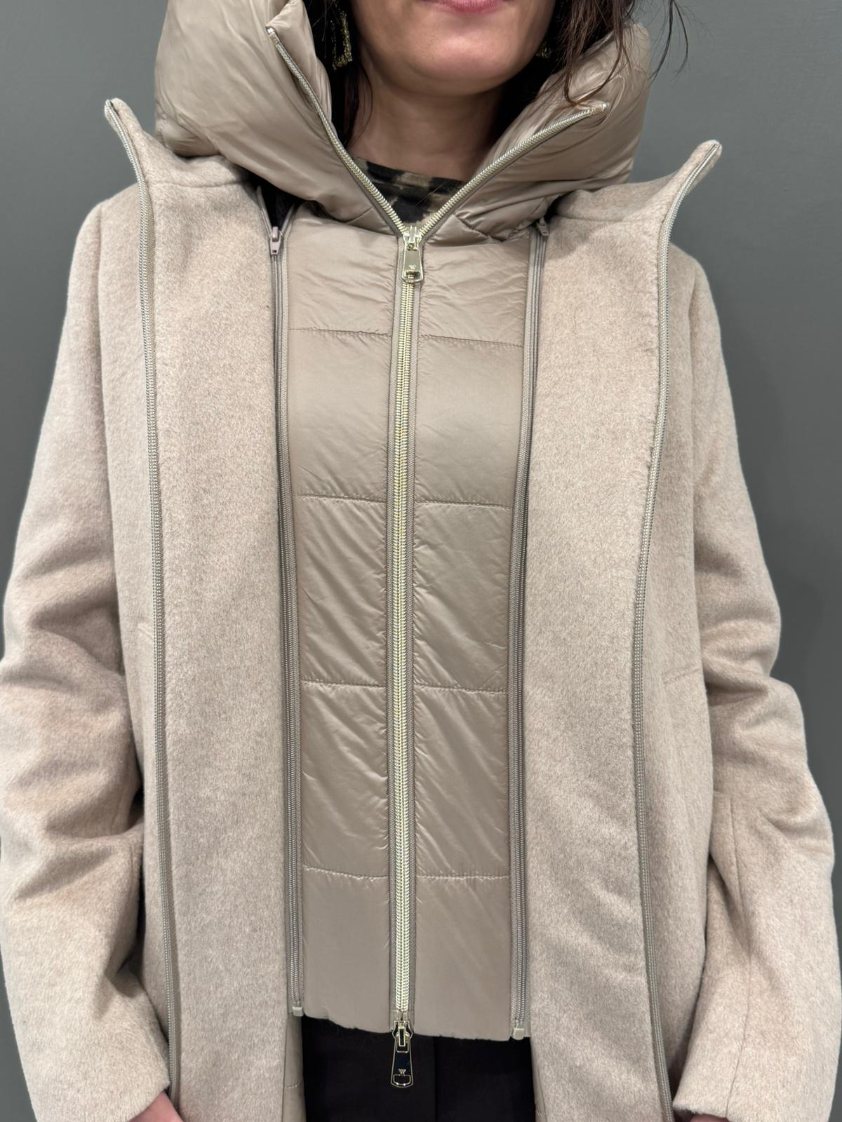 Cappotto con zip e pettorina imbottita 20352 BE CRISTINA GAVIOLI 