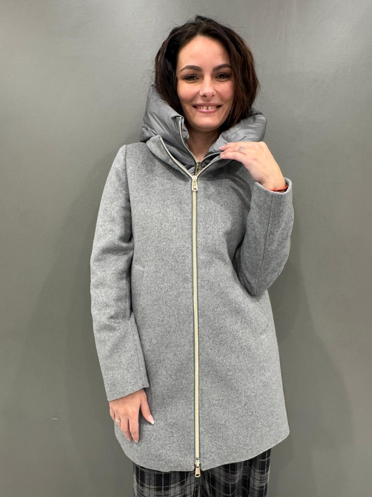 Cappotto con zip e pettorina imbottita 20352 GR CRISTINA GAVIOLI 