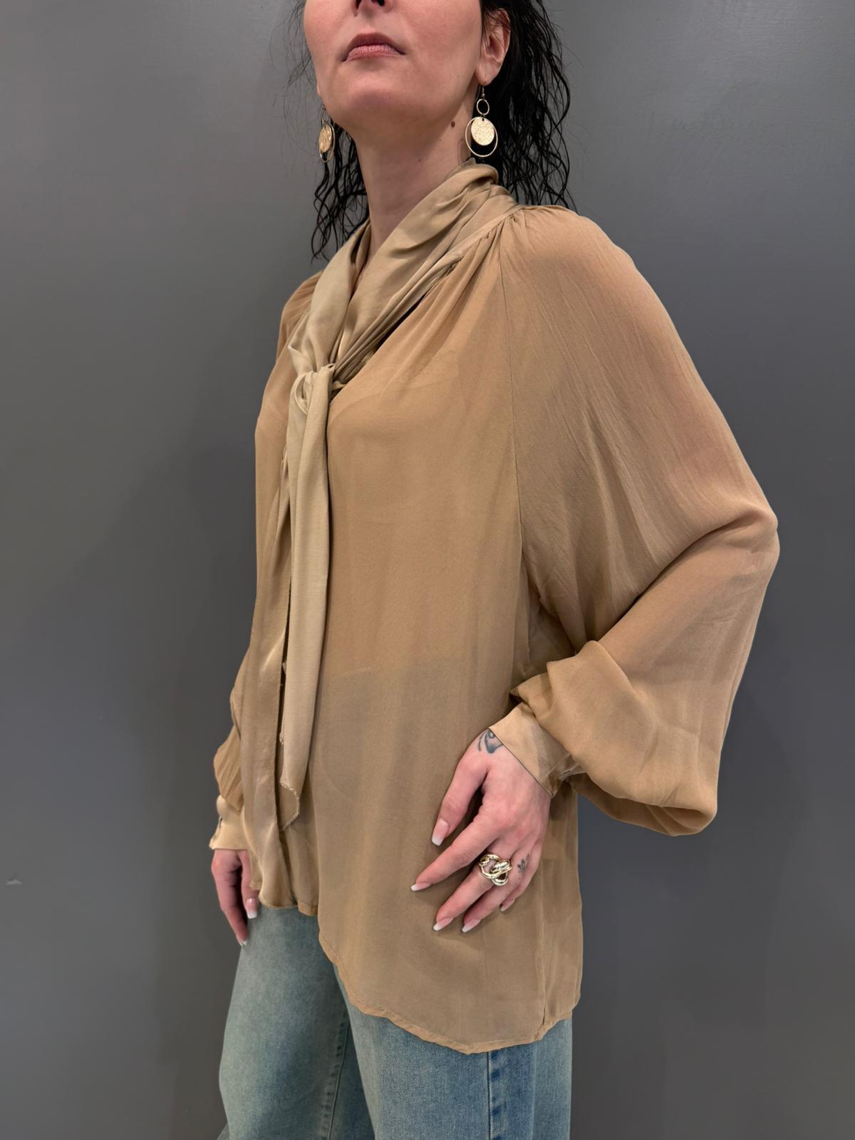 Casacca con fiocco E661B MAN CRISTINA GAVIOLI 