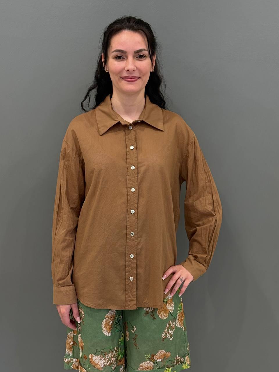 Camicia collo a uomo over tinta unita