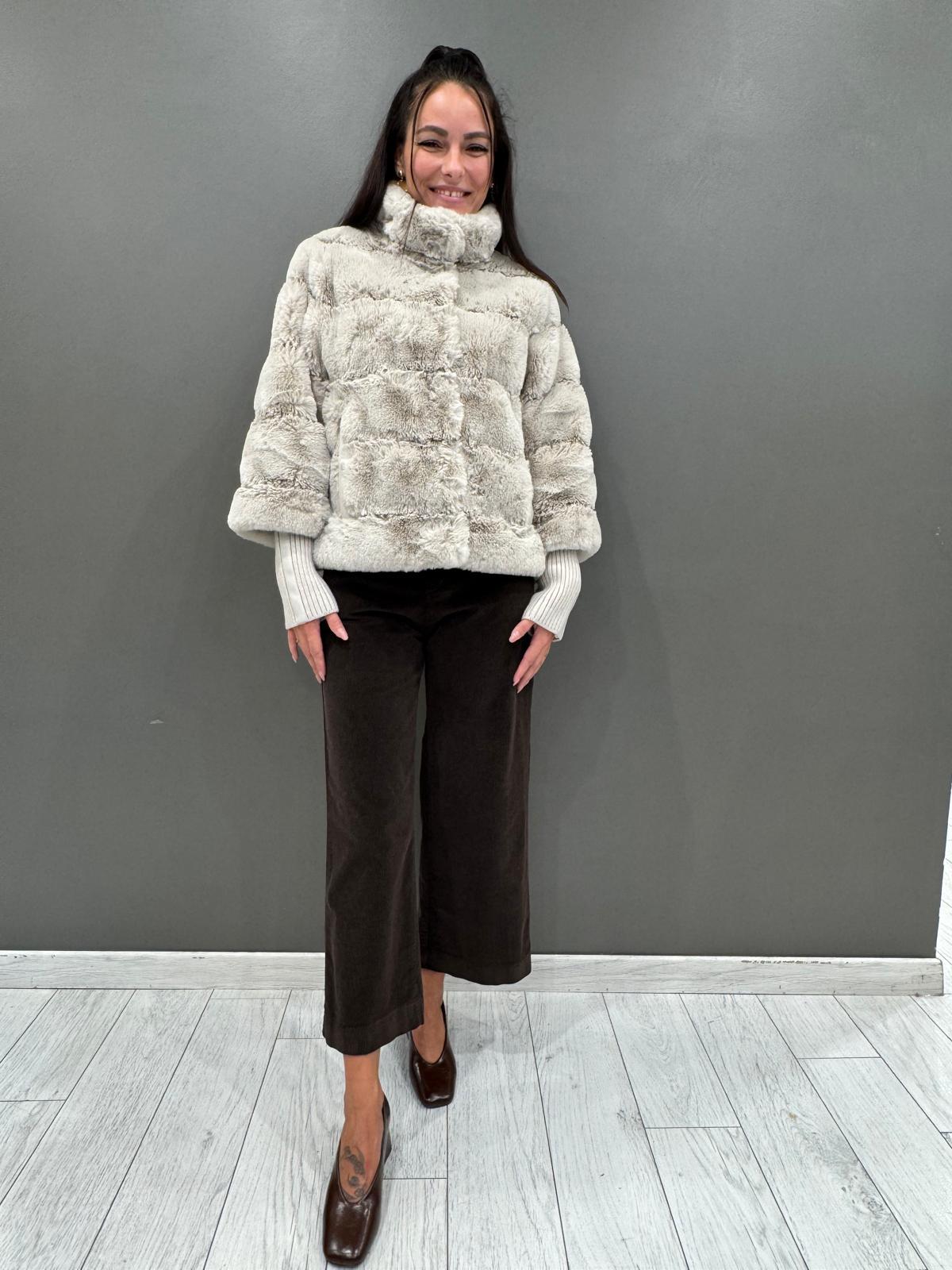 Giacca corta in pelliccia sintetica con manica in maglia staccabile FELINE BE REALI 